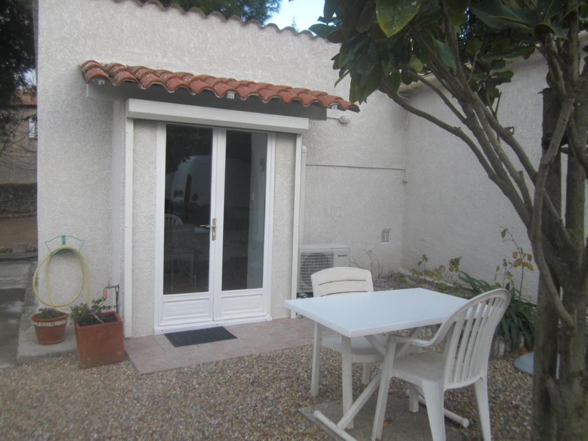 Appartement studio avec piscine sur 3000 mètres de terrain à Marcorignan Extérieur photo